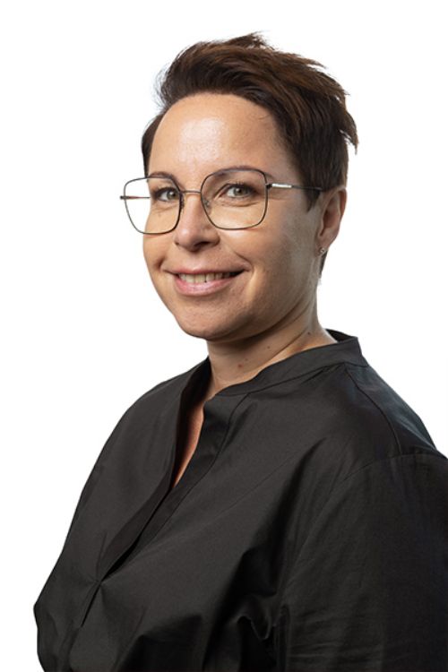 Sonja Rutter, Front Office, Zelking